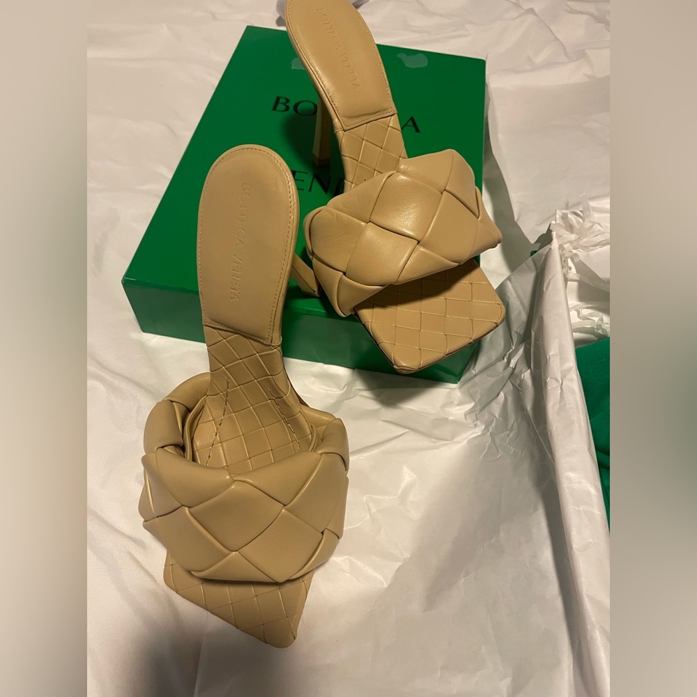 Bottega Veneta Padded Cassette Heeled Sandals in Beige Tan